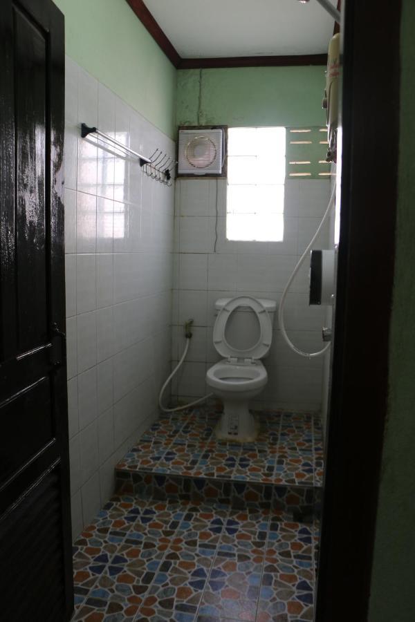 Rainbow Hotel Vientiane Buitenkant foto