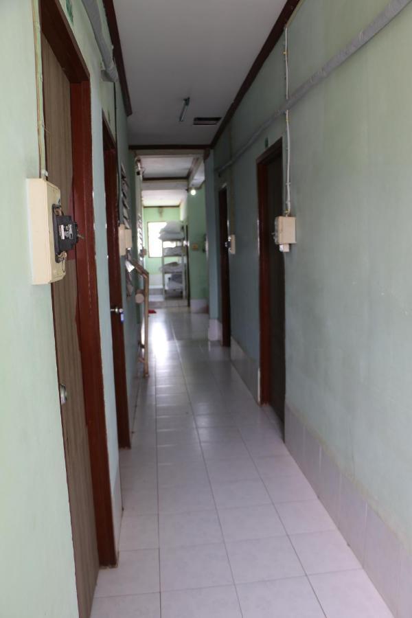 Rainbow Hotel Vientiane Buitenkant foto