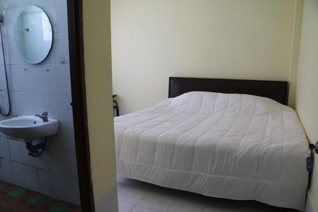 Rainbow Hotel Vientiane Buitenkant foto