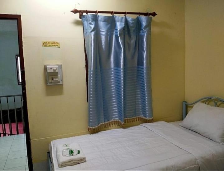 Rainbow Hotel Vientiane Buitenkant foto