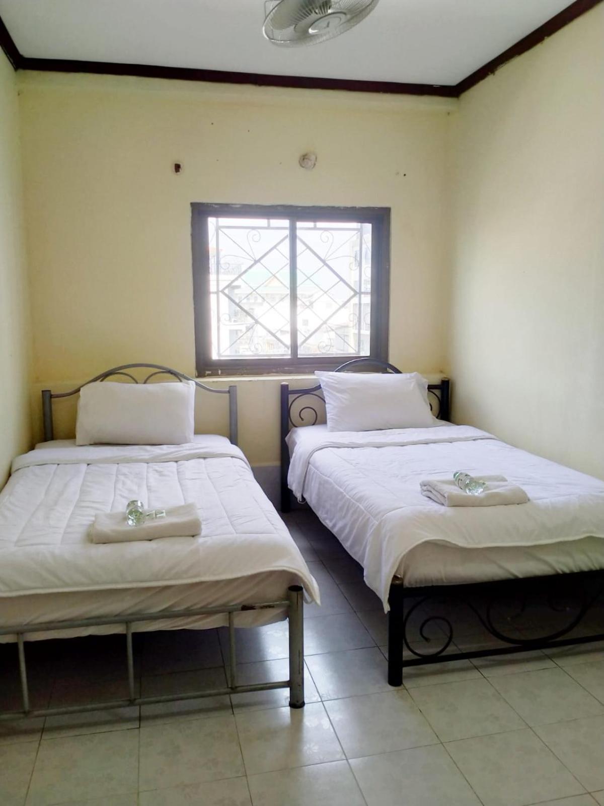 Rainbow Hotel Vientiane Buitenkant foto