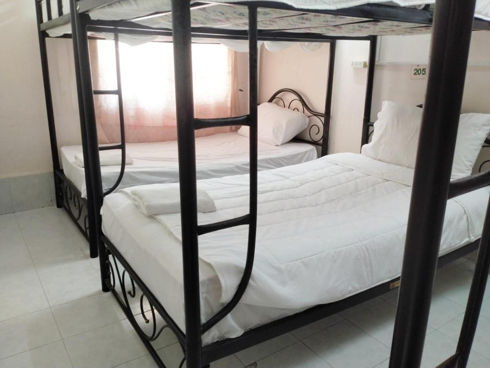 Rainbow Hotel Vientiane Buitenkant foto